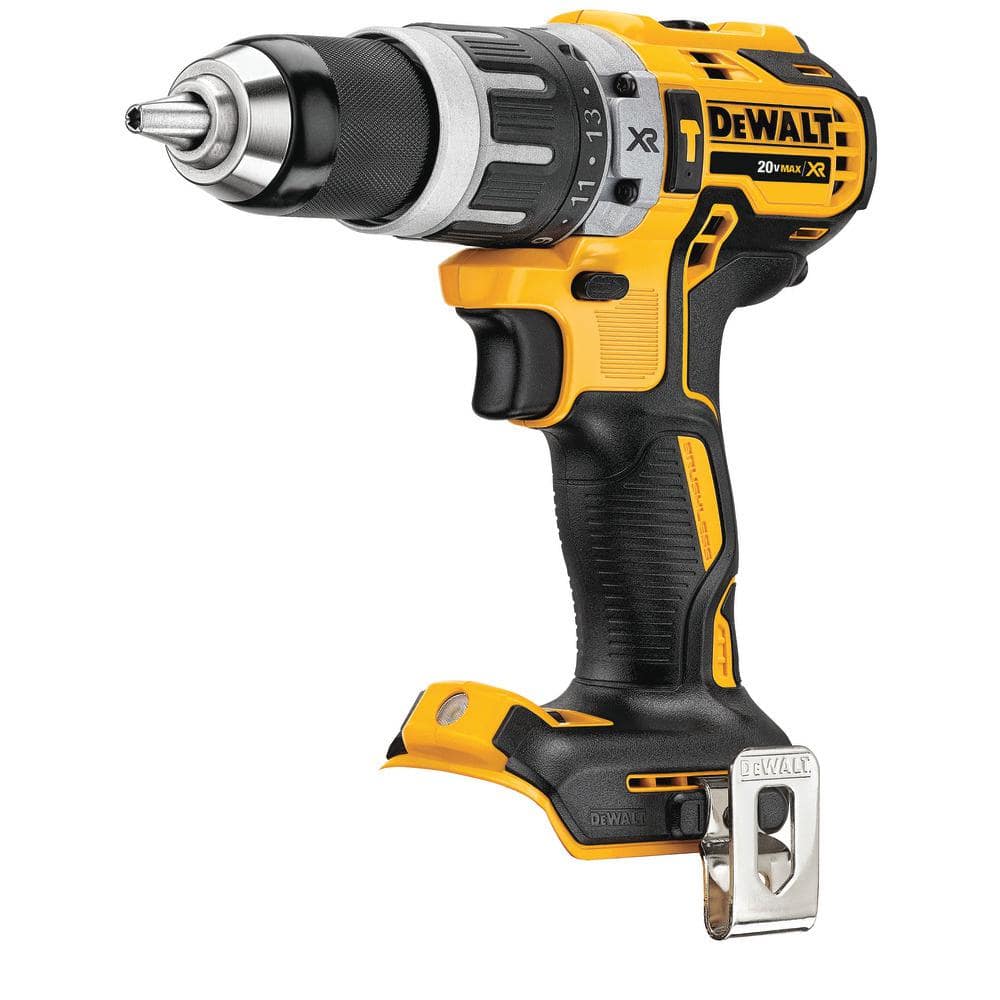 DEWALT 20V MAX Cordless 7 Tool Combo Kit with TOUGHSYSTEM Case, (1) 20V 4.0Ah Battery and (2) 20V 2.0Ah Batteries DCKTS781D2M1  sgtnighsdesigns
