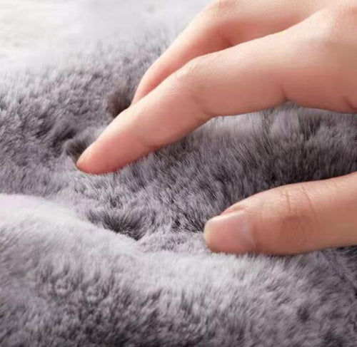 An Artifact That Can Warm Your Feet Quickly
