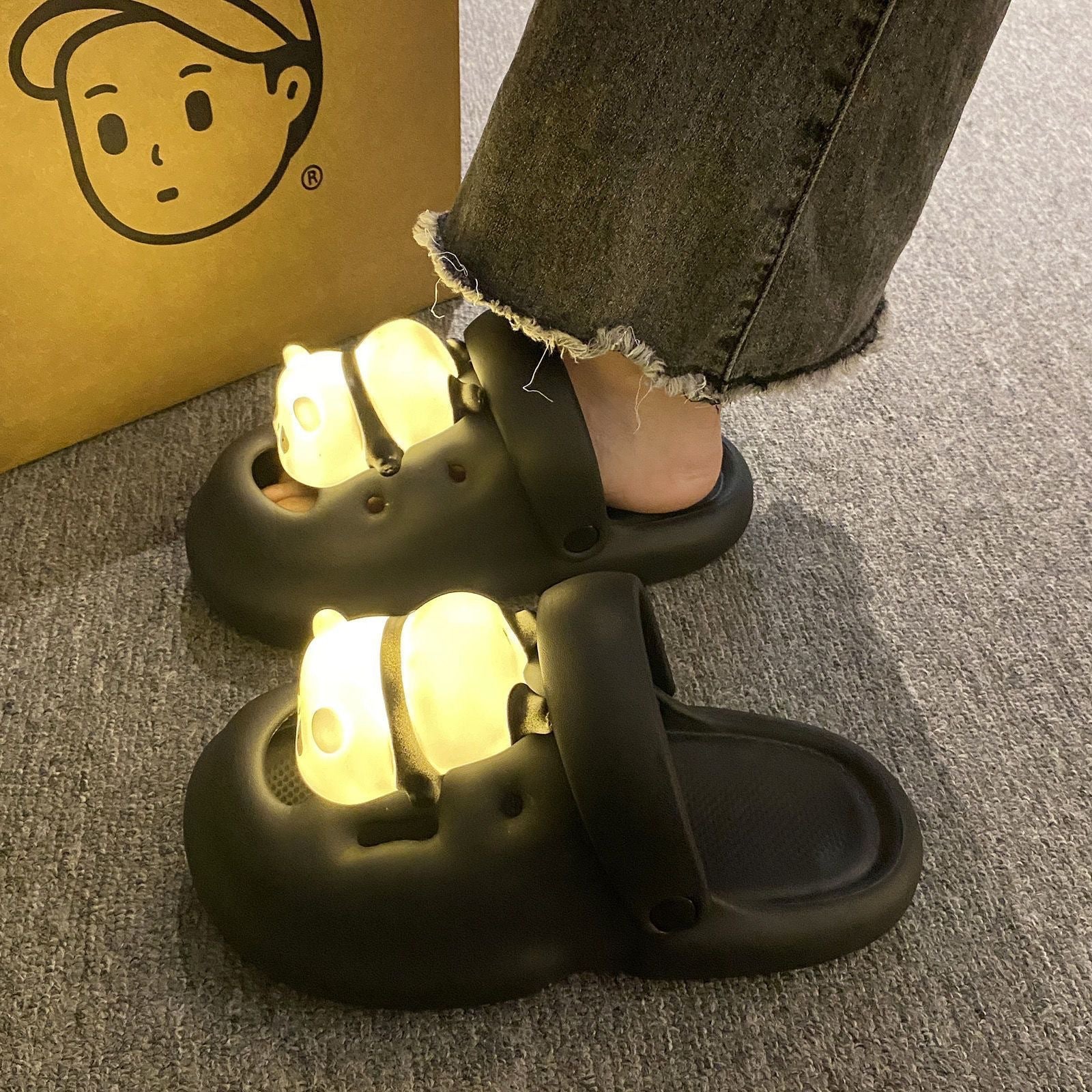 Internet Popular Summer Luminous Hole Shoes For Women